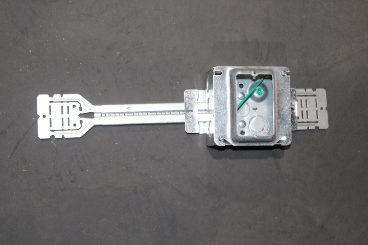Crouse-Hinds PF16TS-4D58 Outlet Boxes/Covers/Accessories