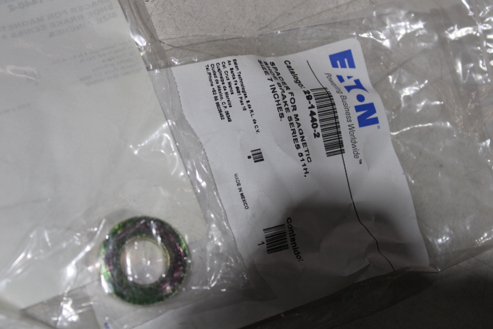 Eaton 29-1440-2 Bushings/Knockout Seals/Locknuts