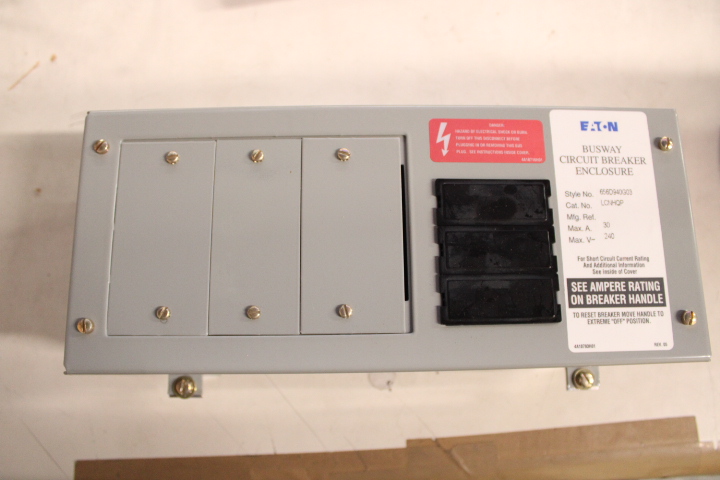 Eaton LCNQP Bus Plugs and Busway