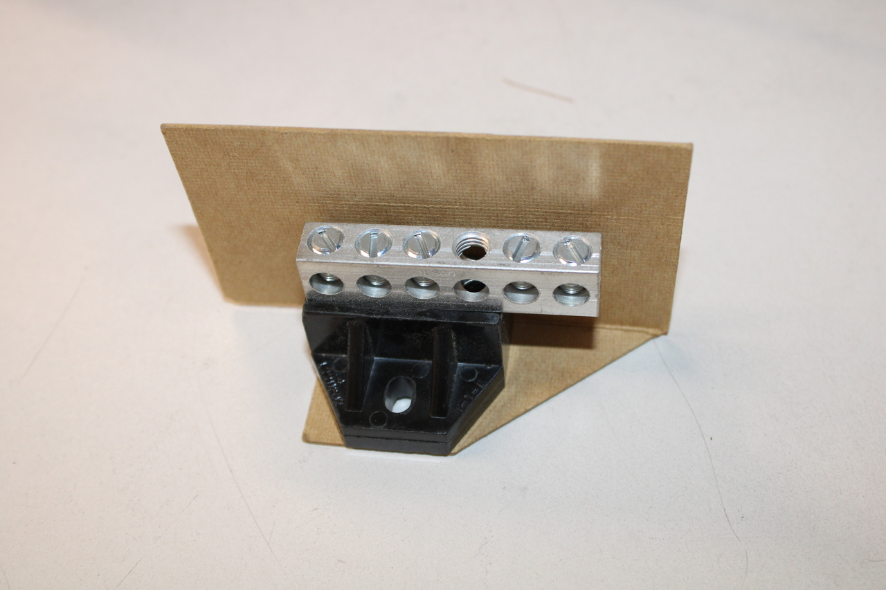 Siemens ECINSGB5 Load Center Ground Bar Kit (Repackaged)
