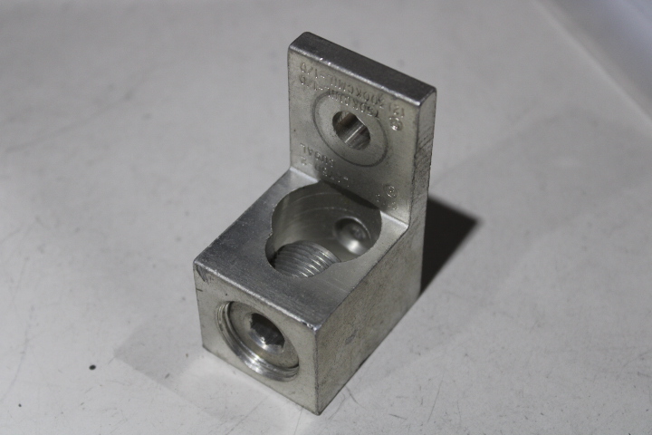 CMC Utility Products LA-750 Lugs (Used) CMC Utility Products LA-750 Lugs (Used)