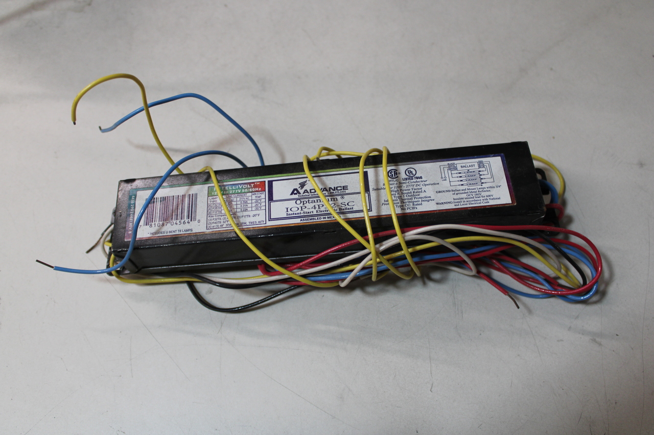 Advance IOP-4P32-SC Bulb/Ballast/Driver Accessories EA (Repackaged) Advance IOP-4P32-SC Bulb/Ballast/Driver Accessories EA (Repackaged)