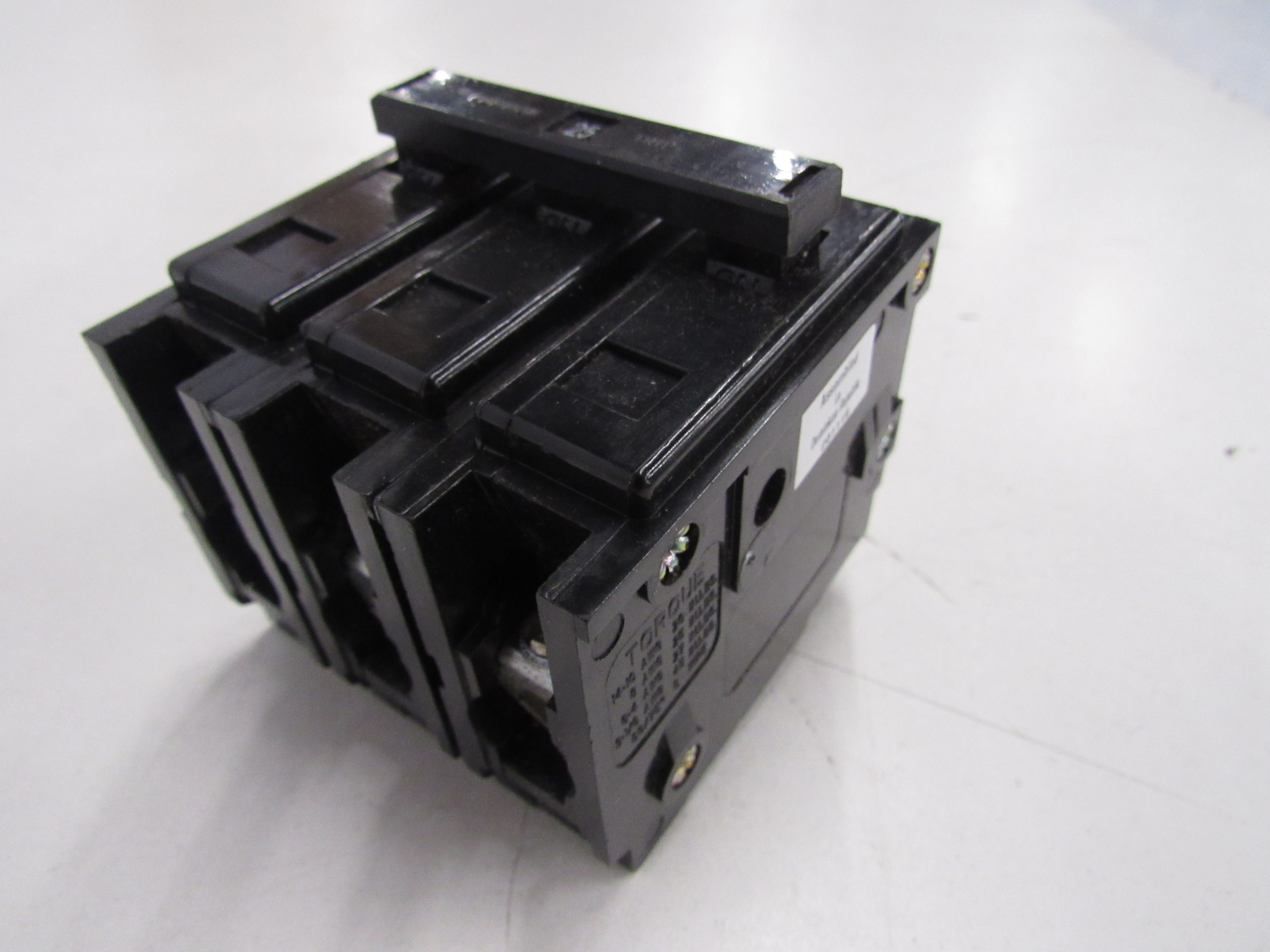 Eaton BAB3025H Circuit Breaker (Used)
