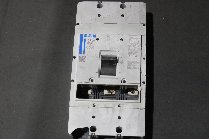 Eaton PDG43M0800FNNN Molded Case Breakers (MCCBs) (Damaged, For Parts or Repair) Eaton PDG43M0800FNNN Molded Case Breakers (MCCBs) (Damaged, For Parts or Repair)