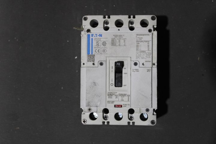 Eaton PDG23G0070TFFL Molded Case Breakers (MCCBs) (Damaged, For Parts or Repair) Eaton PDG23G0070TFFL Molded Case Breakers (MCCBs) (Damaged, For Parts or Repair)