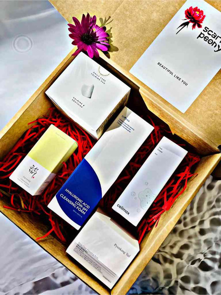 Skincare Set SOOTHING products for sensitive skin in a beautiful packaging