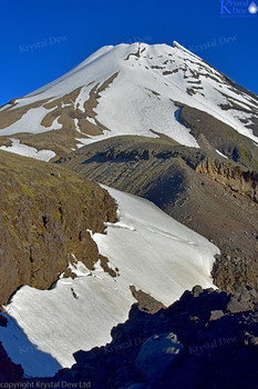 Taranaki Summit From Fanthems Peak-1