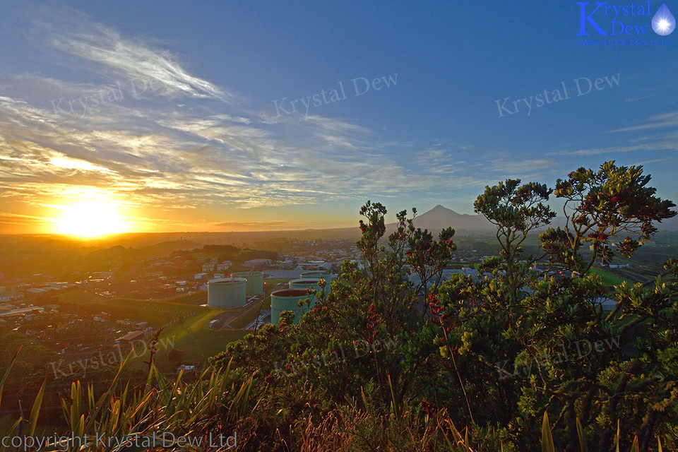 Sunrise From Paritutu