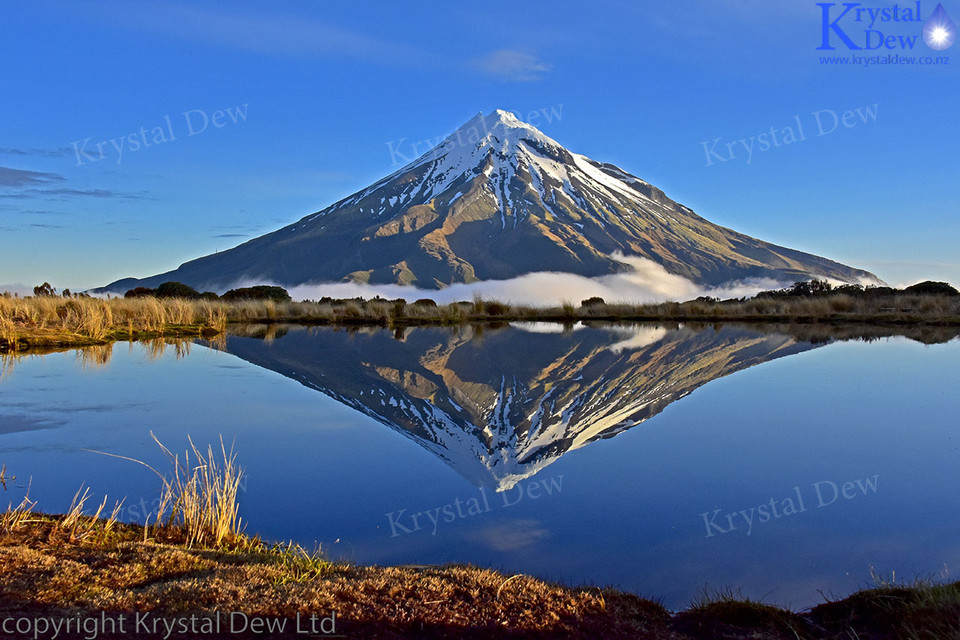 Taranaki refelected in Pouakai tarn