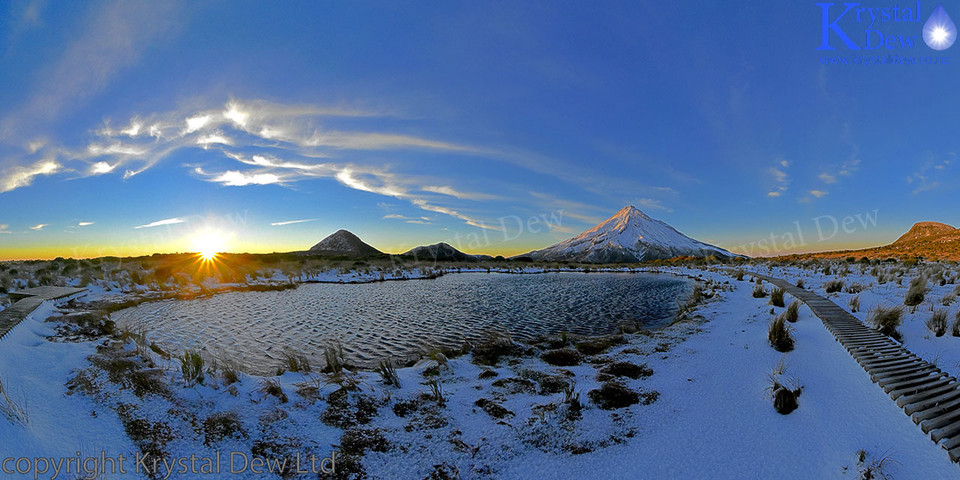 Sunrise From Pouakai Tarn