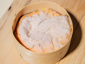 Vacherin Mont D'or (Cow's Milk Cheese) - 12oz