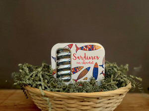 Schaal,  Milk Chocolate Sardines in Tin - 120g