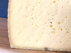 Aged Bloomsday (Raw Aged Cow's Milk Cheese) Aged Bloomsday (Raw Aged Cow's Milk Cheese)