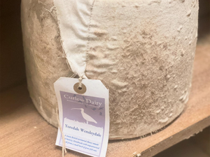 Yoredale Wensleydale (English Raw Cow's Milk Cheese)