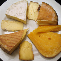 Reasons to Eat Artisan Cheese