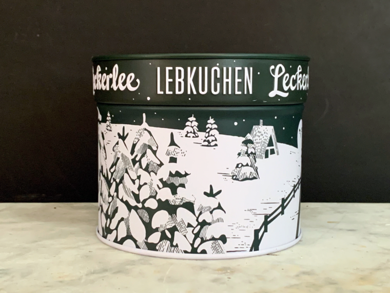 Leckerlee, Lebkuchen (German Gingerbread) - Snowy 9.5oz