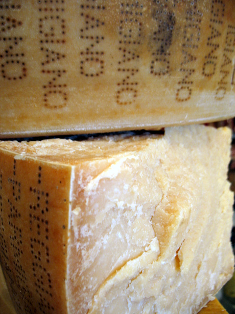 cravero parmigiano reggiano - made with animal rennet