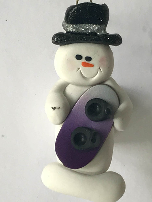 Snowboarder Snowperson