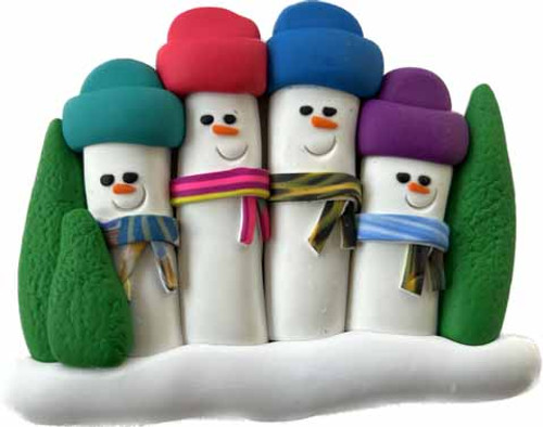 TREE FAMILY WITH SCARF 2 ADULTS 2 CHILDREN TREE FAMILY WITH SCARF 2 ADULTS 2 CHILDREN