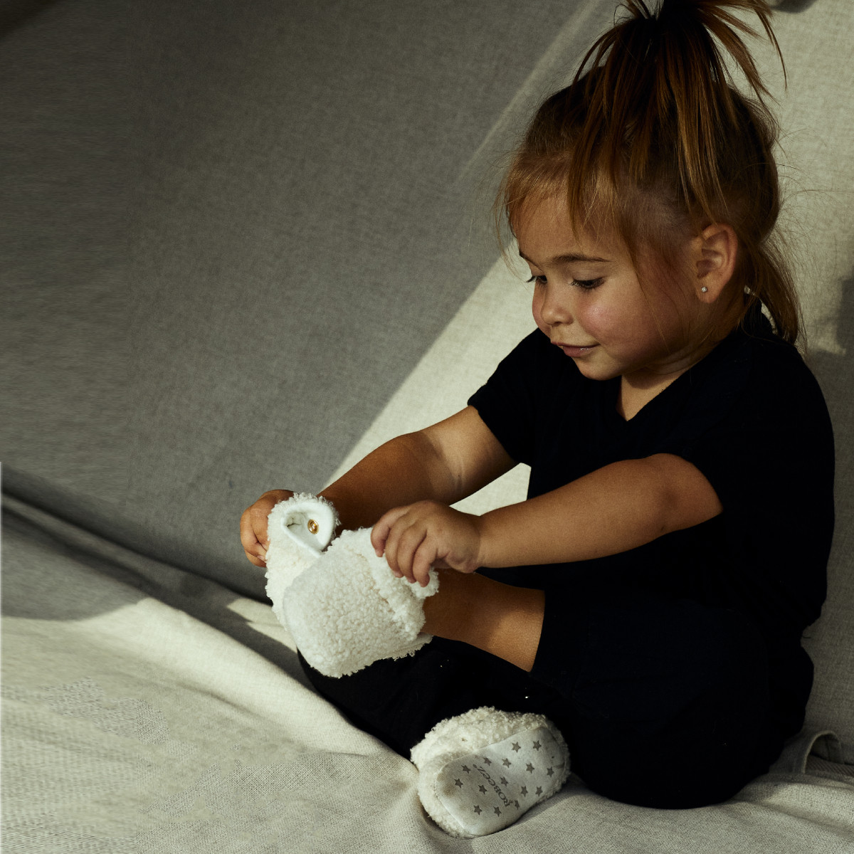 Sherpa Snap Booties Ivory Girls Baby Shoes Robeez