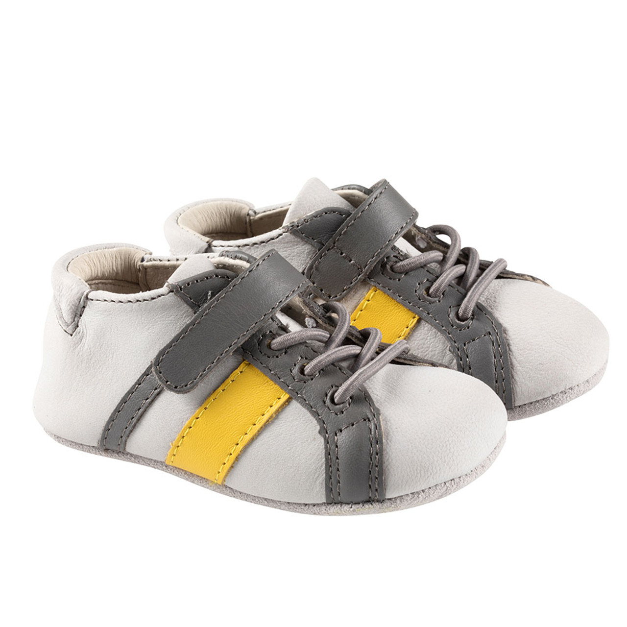 baby kicks shoes