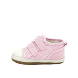 Joleen First Kicks in Light Pink