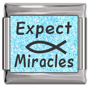 Expect Miracles Italian Charm
