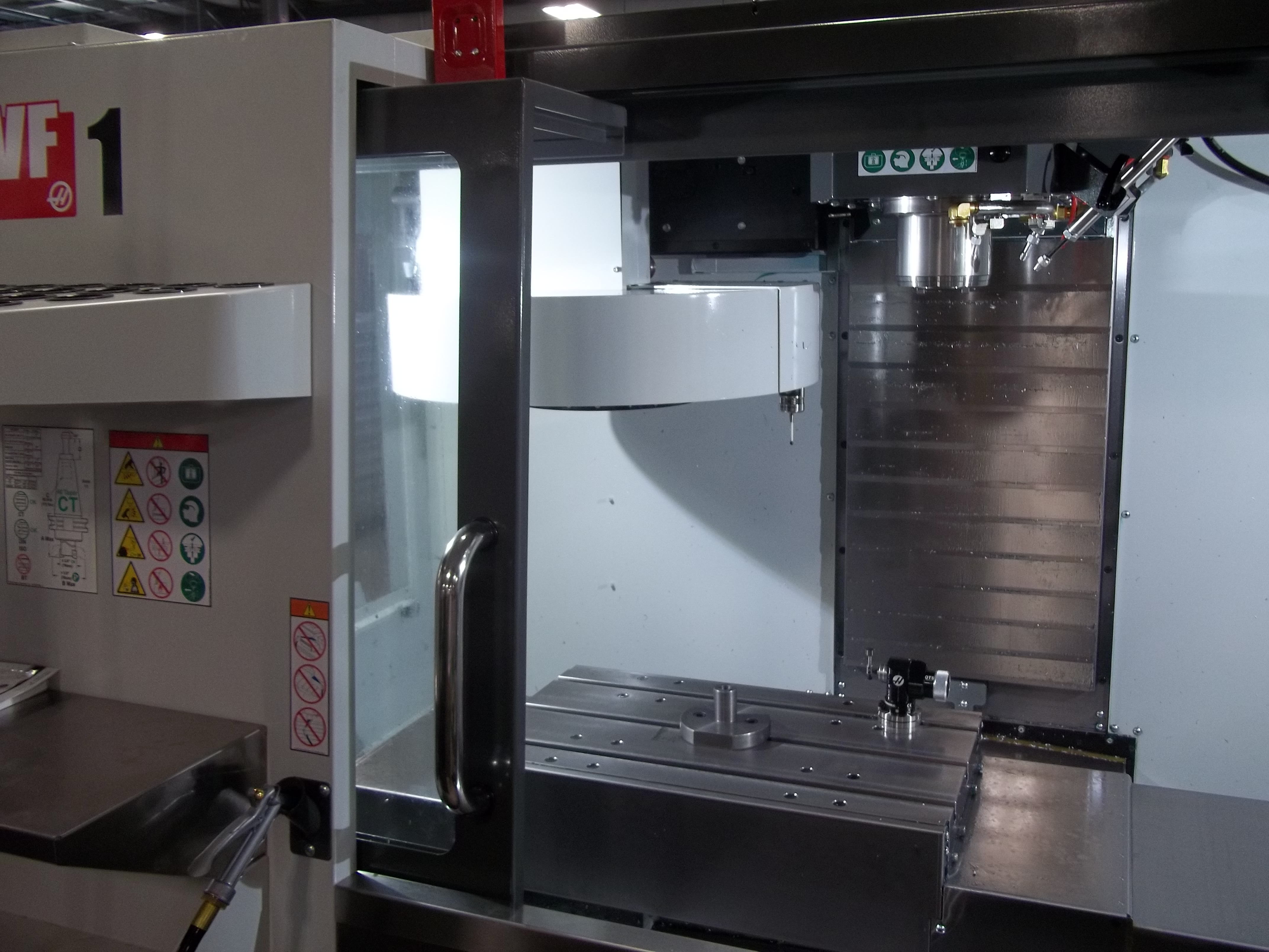 haas cnc machine