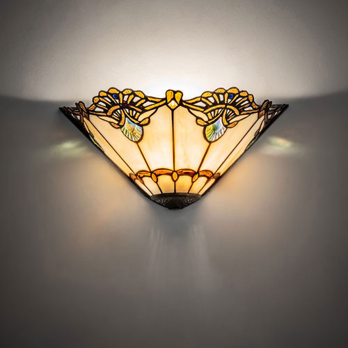 Meyda Lighting 248721 Shell with Jewels Tiffany Beige Lamp Sconce