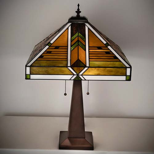 Meyda Lighting 259043 Abilene Tiffany Mahogany Bronze Side Table Lamp