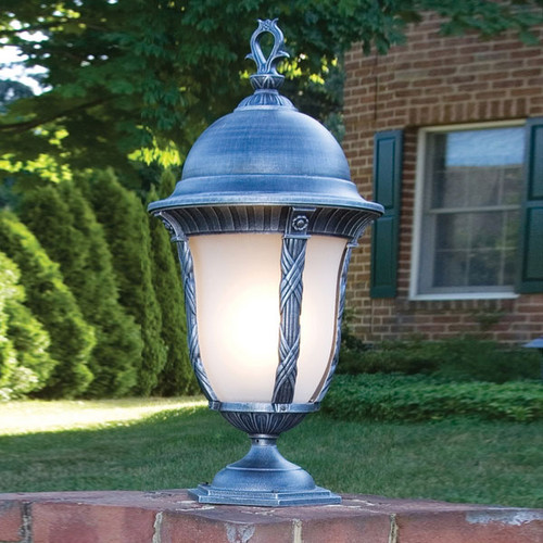Hanover Lantern Outdoor Pier Mounts