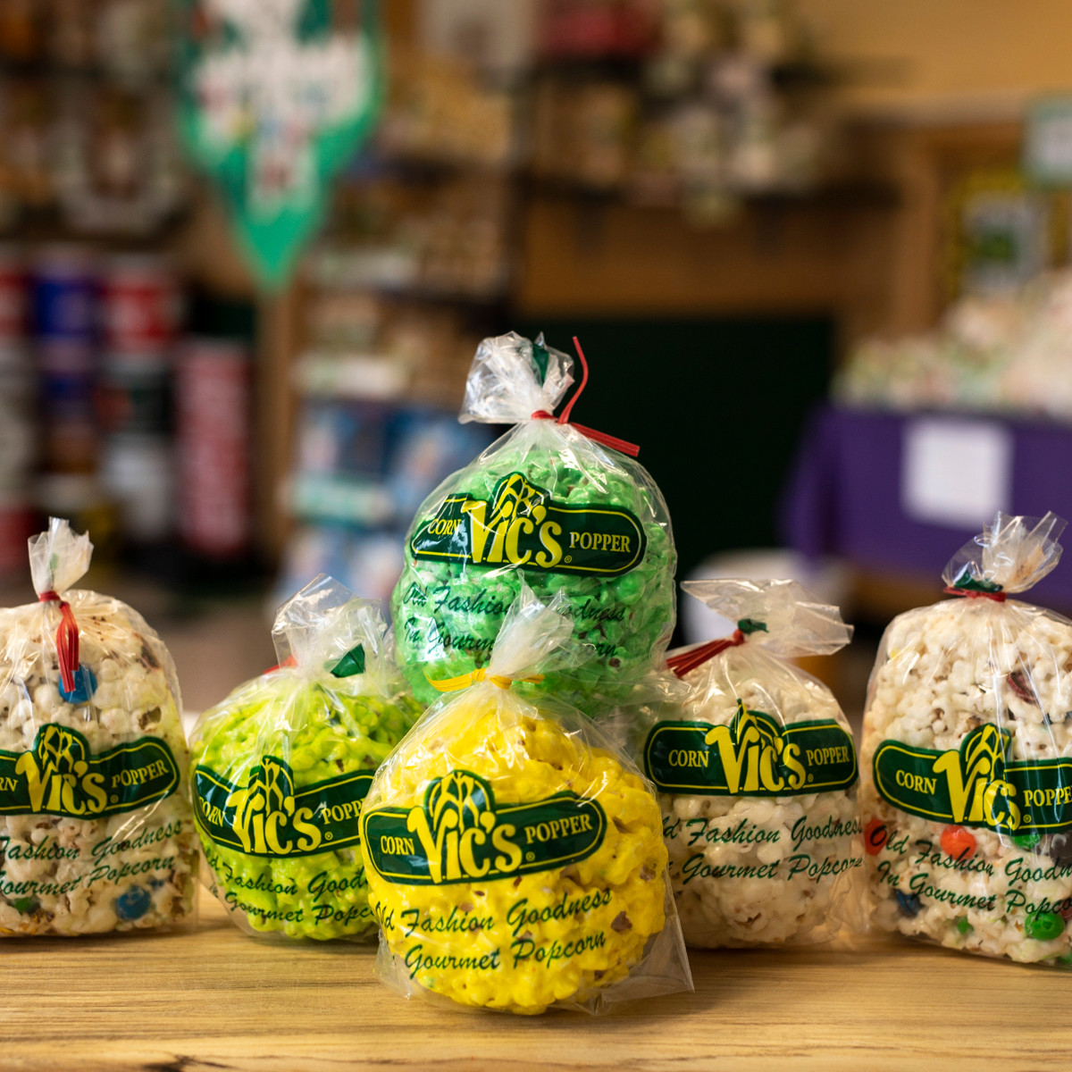 Marshmallow Madness! 4 Popcorn Balls & 2 Piece of Popcorn Cakes w