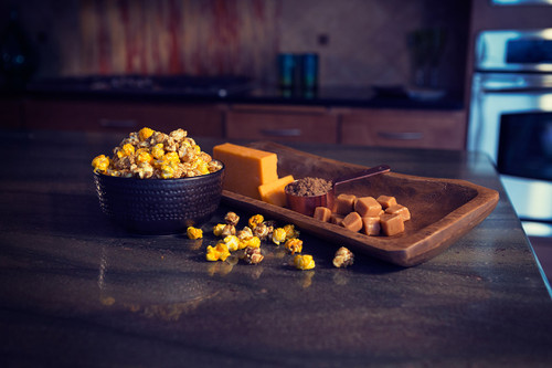 Cheddar & Caramel Omaha Fusion Small Batch Artisan Popcorn w