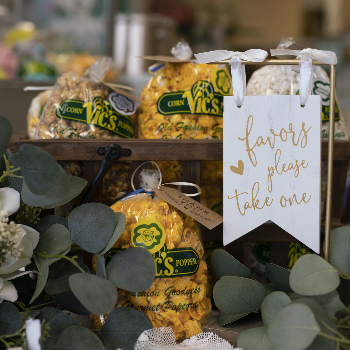 wedding-popcorn-favors.jpg