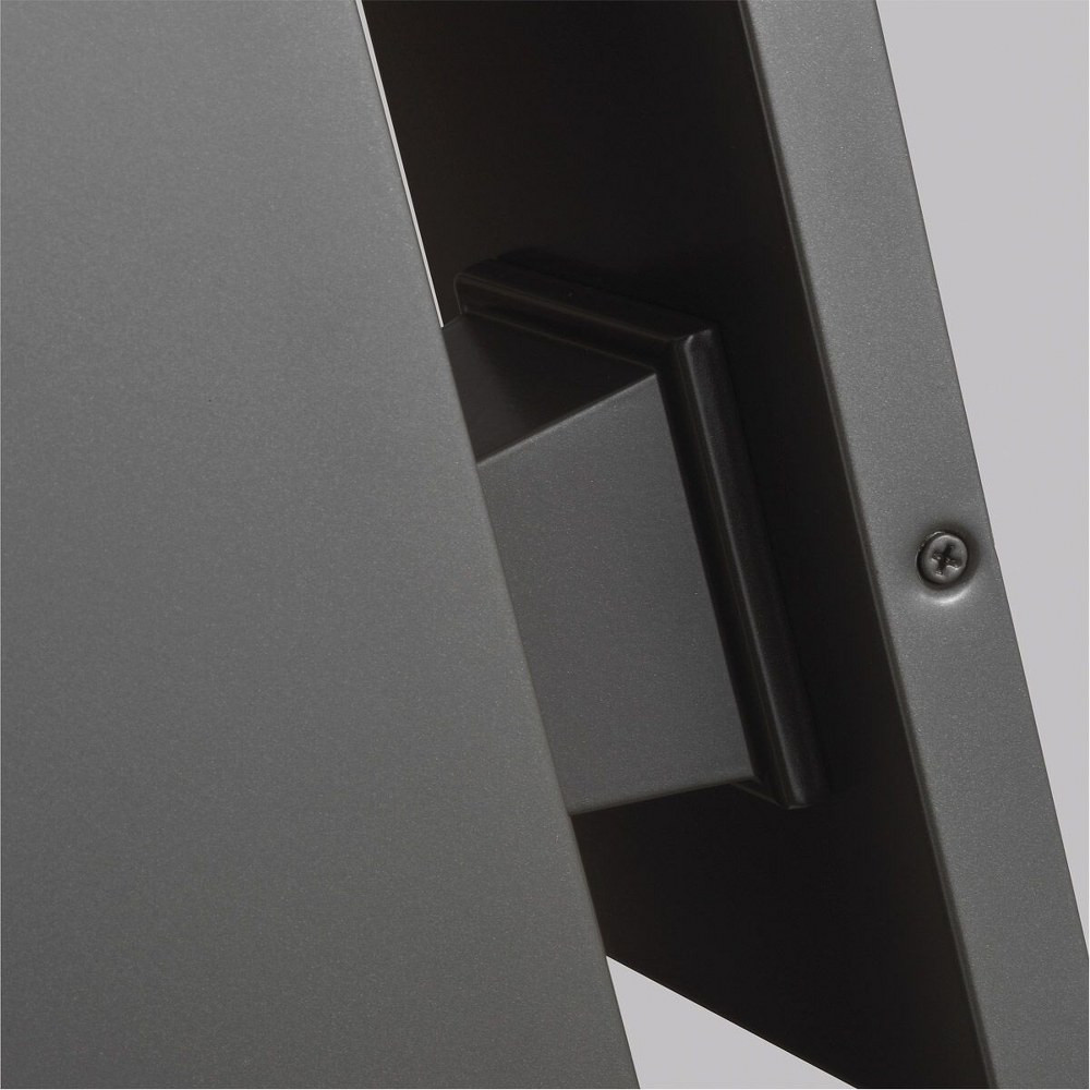 8831702-10 | detail