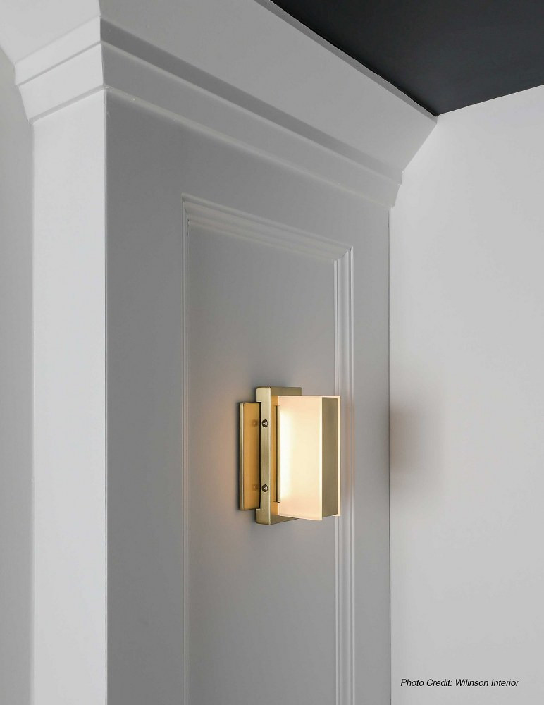 vld-215-1w-gld | lifestyle