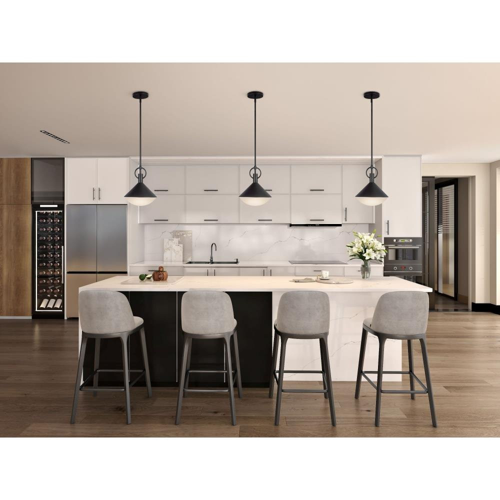 {"pim_id":"135_ac11861bk_pendant_kitchen_island_17_new_2k","sku":"135_AC11861","media_type":"media"}