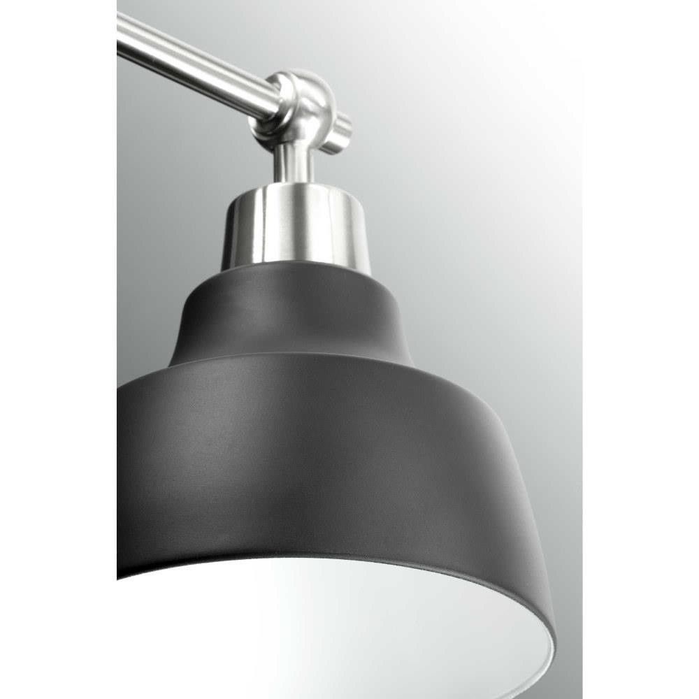 {"pim_id":"70_bramlett_detail2_detailshot_1k","sku":"70_P300041","media_type":"media"}