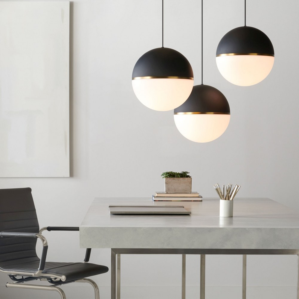 700TDAKV13BR-LED927 | lifestyle