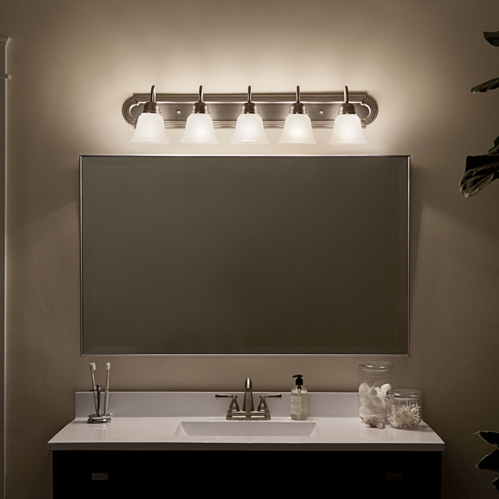 {"pim_id":"147_bathroom_5339nis_overall_night_1b_v1_1k","sku":"147_5339","media_type":"media"}
