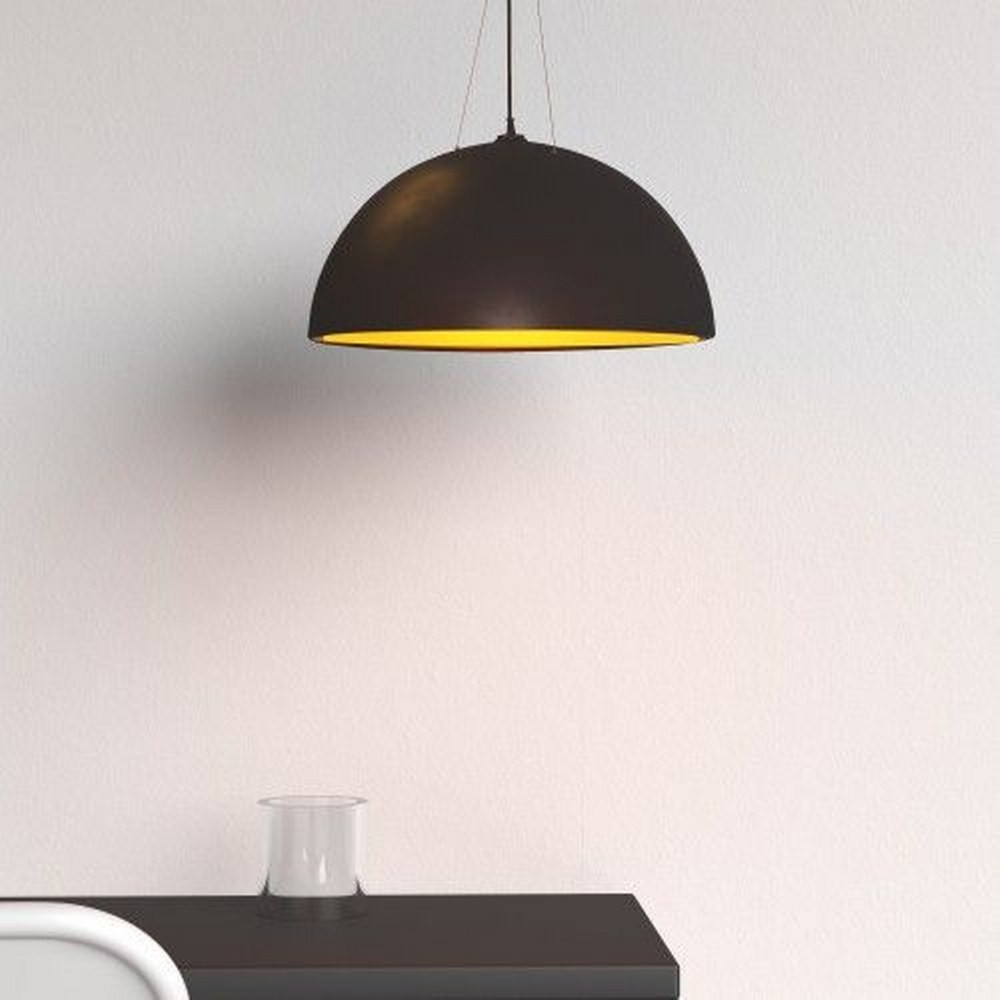 114-313p-bk-gld | lifestyle