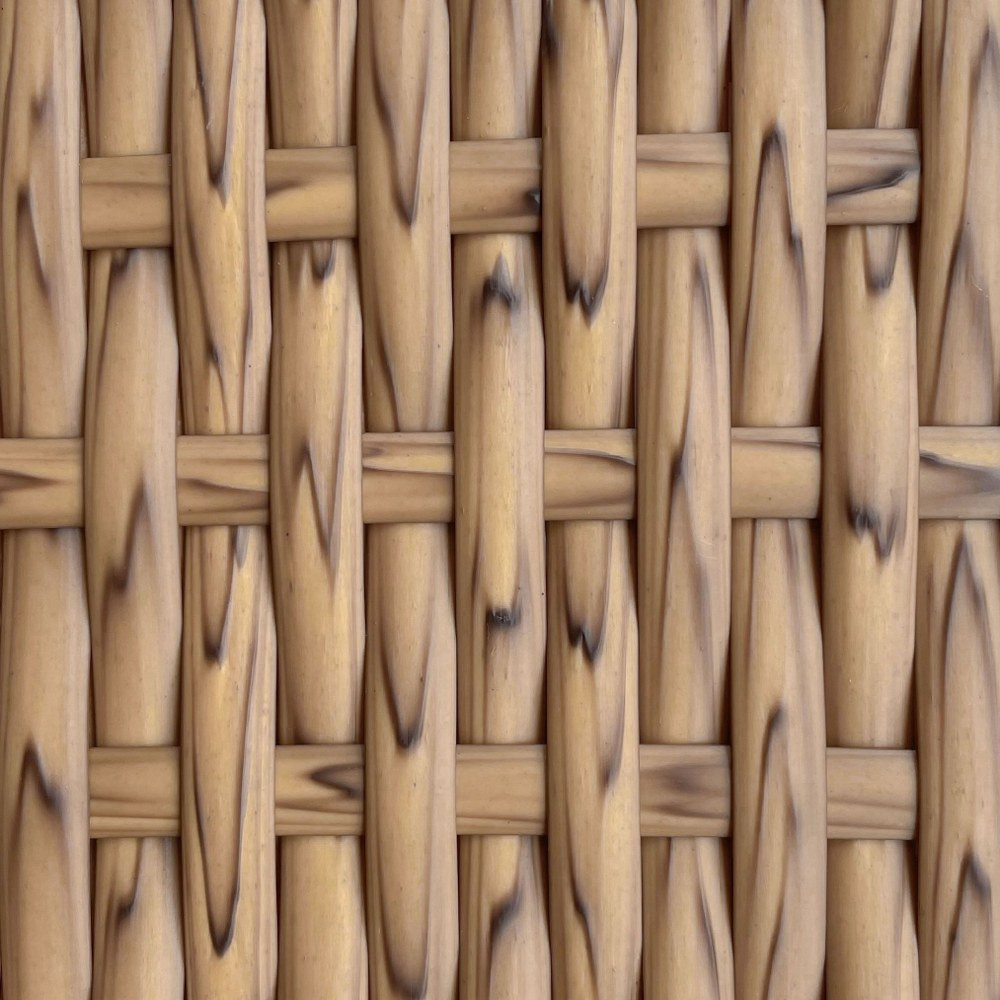 703962 | detail