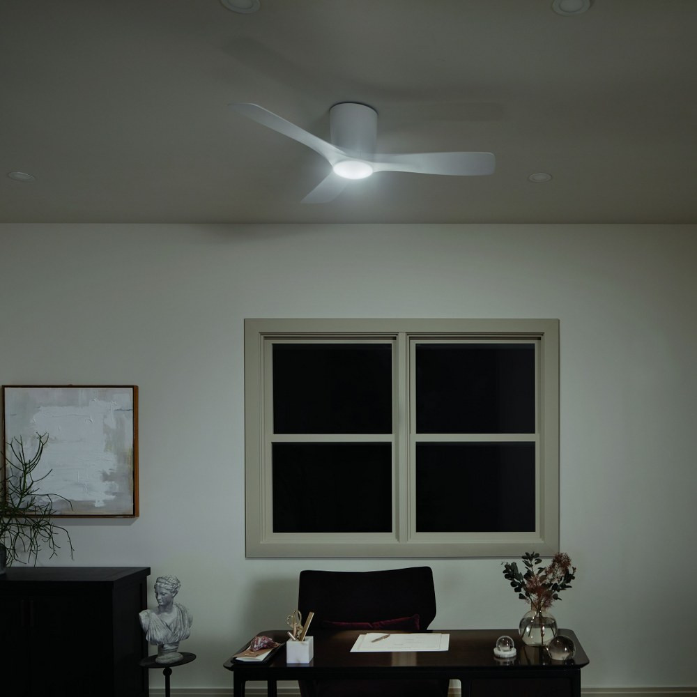 300032MWH | lifestyle