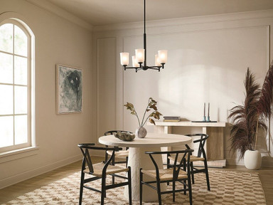 43671BK | lifestyle