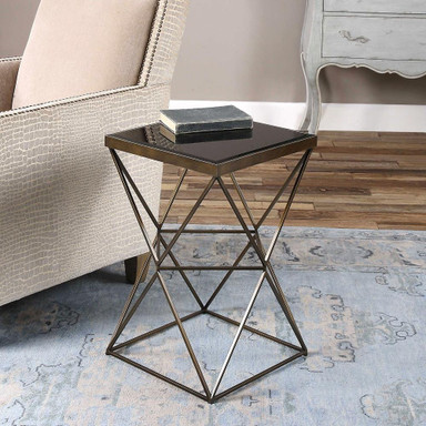 {"pim_id":"208_furn_1737_24614_a_new_2k","sku":"208_24614","media_type":"media"}