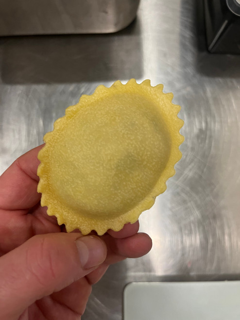 Ravioli Formagio - Ovaal +-30 gram per stuk - 1kg