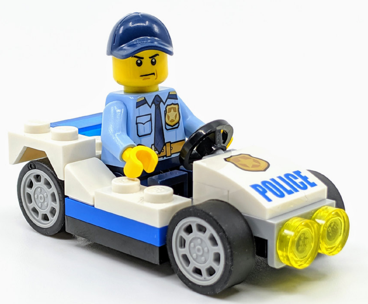 LEGO City: Police Man with Buggy and Handcuffs