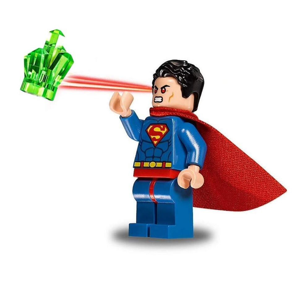 LEGO DC Super Heroes Minifigure: Superman (Red Cape Red Eyes)