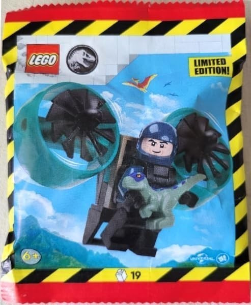 LEGO Jurassic World: Ranger Minifigure with Helipack and Baby Raptor - Ages 6+