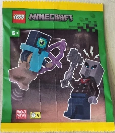 LEGO Minecraft: Hero Minifigure and Illager - Ages 6+